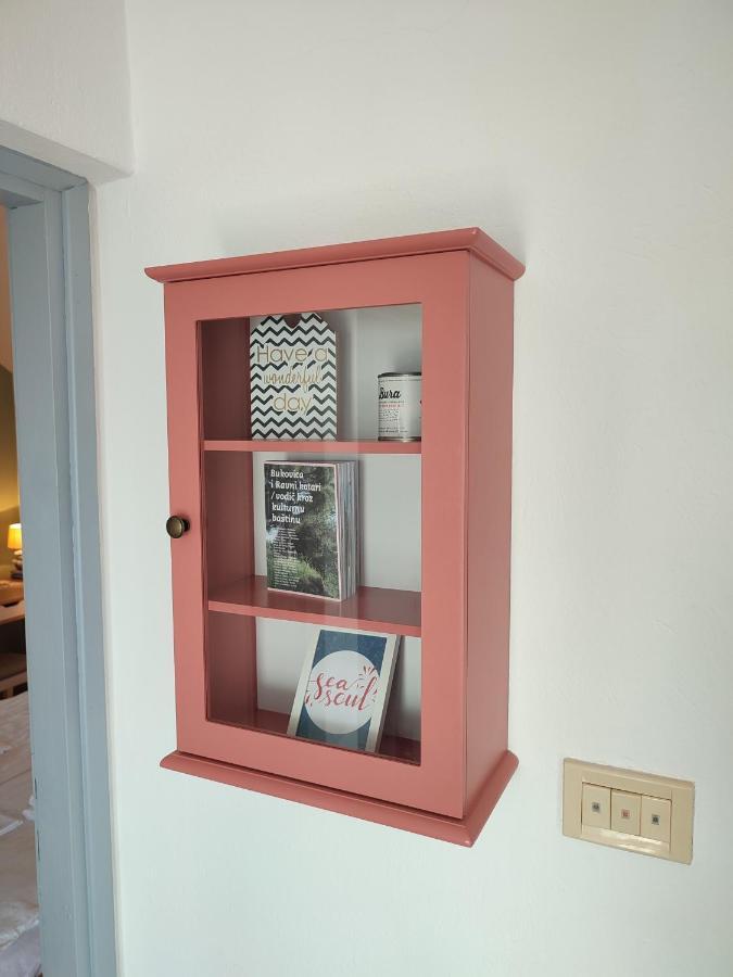 Podine, Apartment