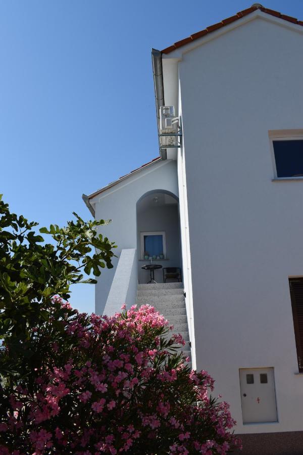 Podine, * Krusevo (Zadar)